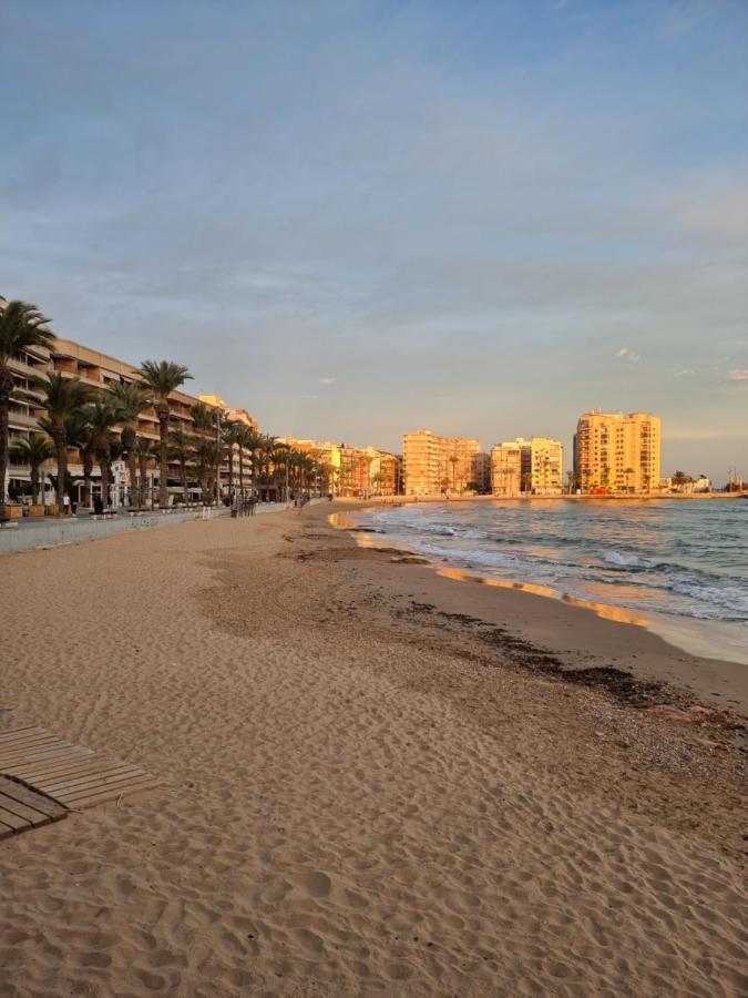 Residenz Habaneras Lägenhet Torrevieja Exteriör bild