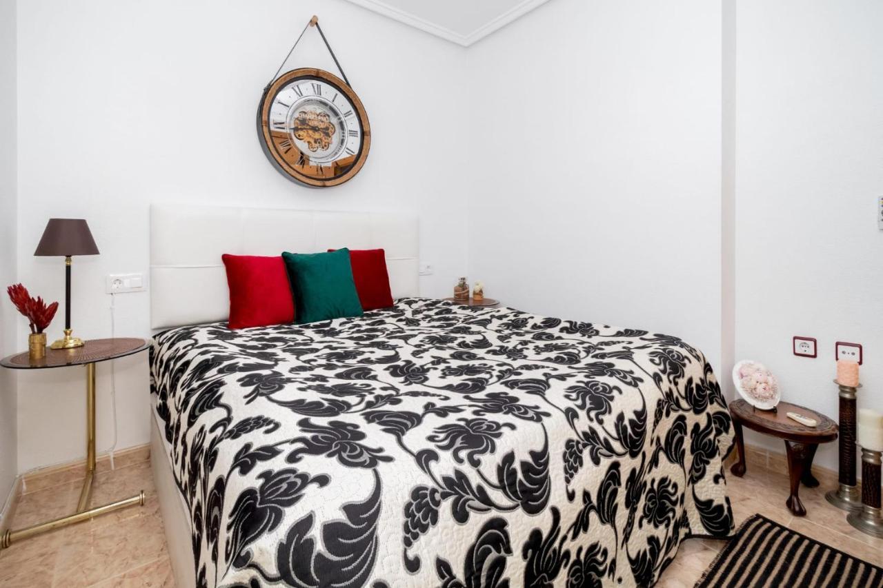 Residenz Habaneras Lägenhet Torrevieja Exteriör bild