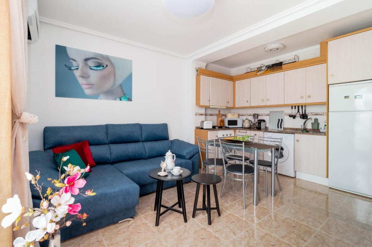 Residenz Habaneras Lägenhet Torrevieja Exteriör bild