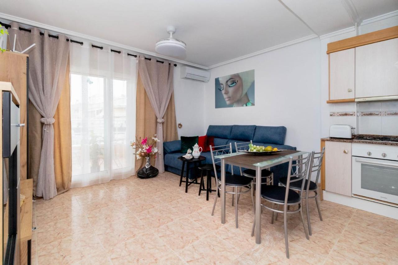 Residenz Habaneras Lägenhet Torrevieja Exteriör bild